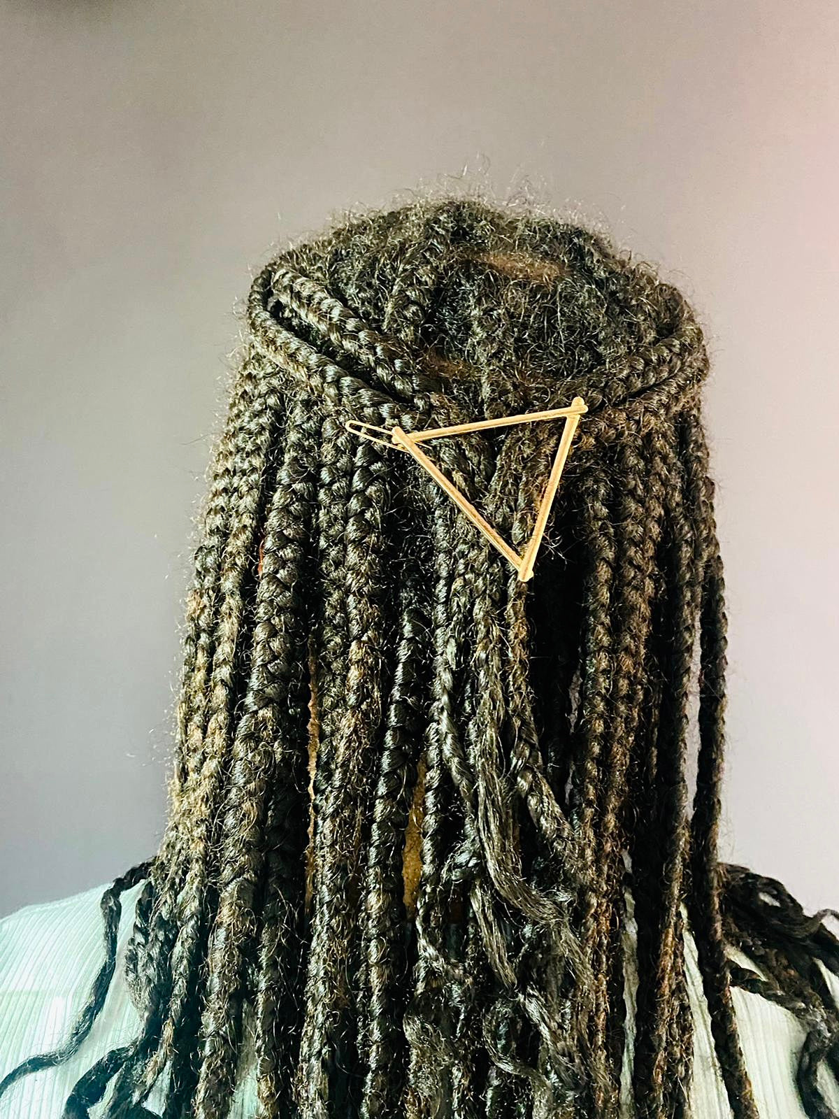 Triangle hair pin